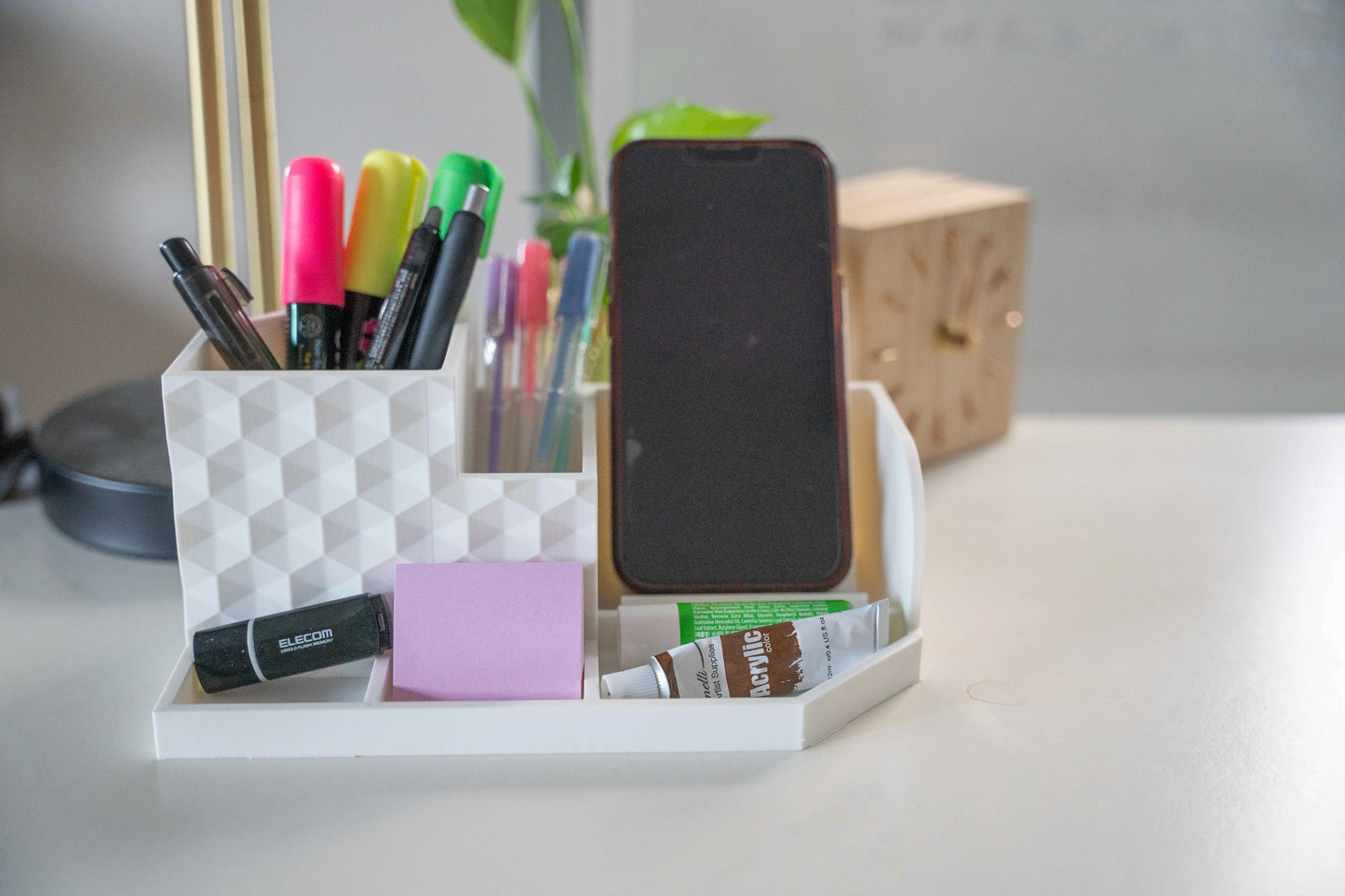 Minimalist Desk Organizer & Cell Phone Holder